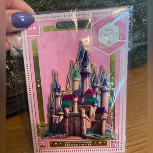 Disney castle Limited release pin